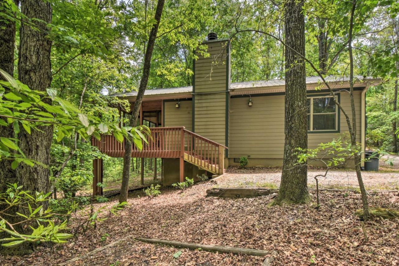 The Honeybee Cabin With Private Porch And Hot Tub Clarkesville Exteriör bild